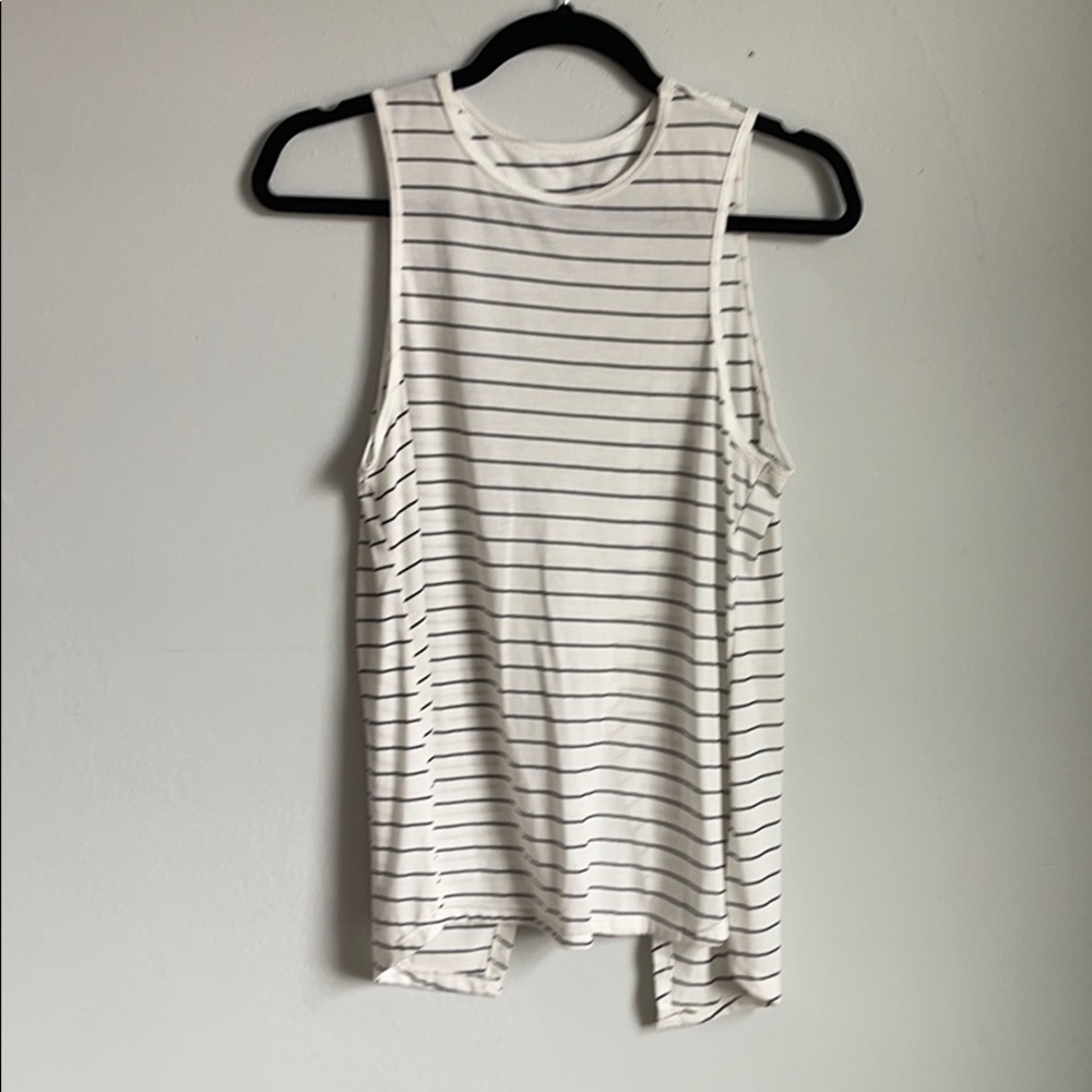 White Striped Workout Tanktop